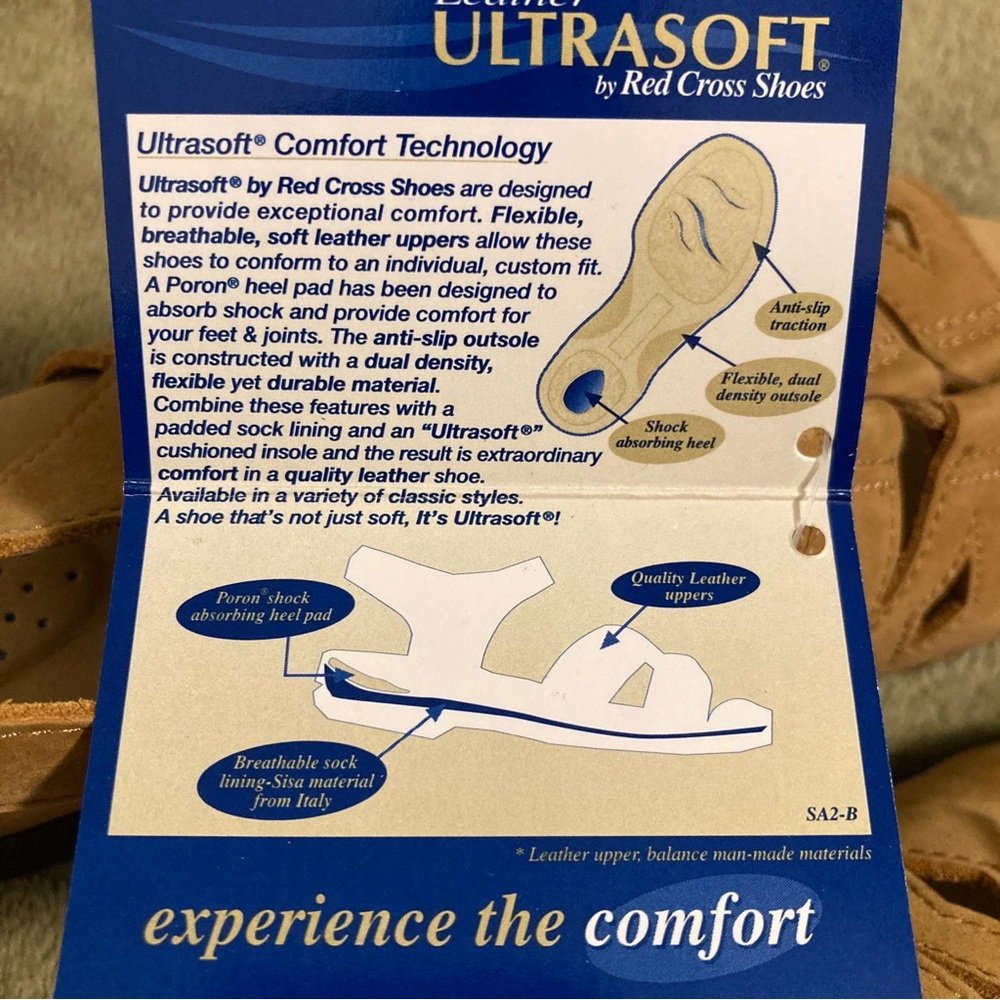 NIB Vintage Ultrasoft by Red Cross Leather Sandals Size 8W - Picture 3 of 12